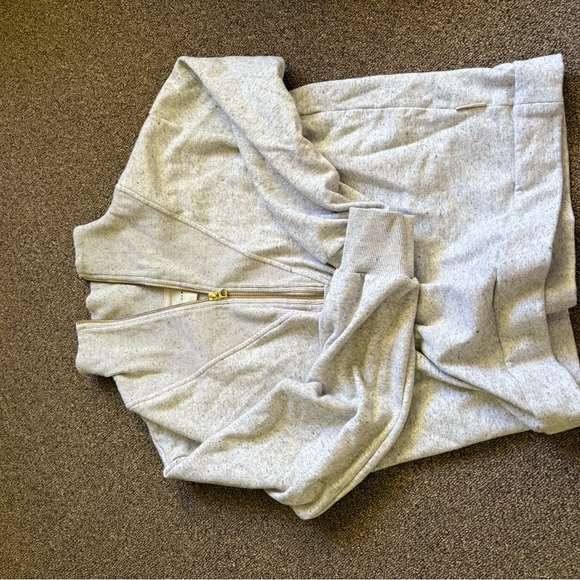 Varley Ribbed half Zip-Up - Picture 2 of 3